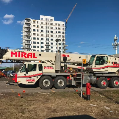 Service de location de grues personnalisé